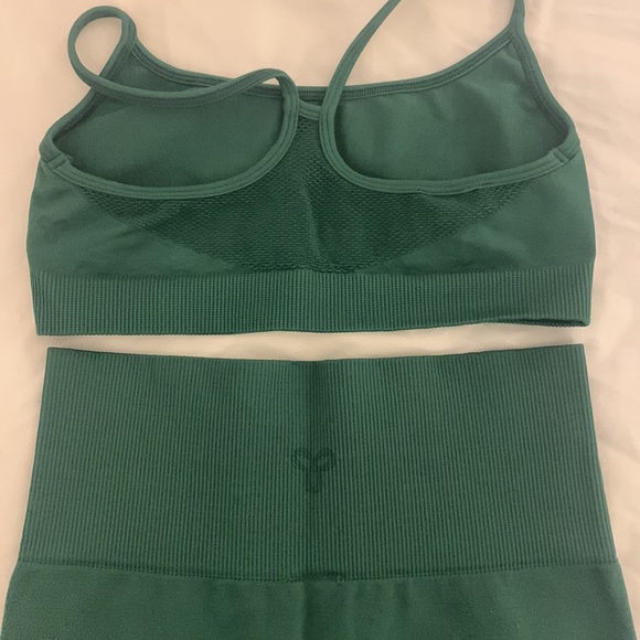 Aritzia Shorts Aritzia Tna Workout Set Poshmark